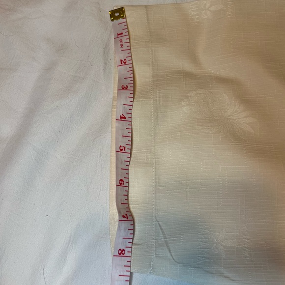 Tommy Bahama Silk Short Sleeve Button Down Pop Had Dough Men’s Size Medium - Picture 10 of 10